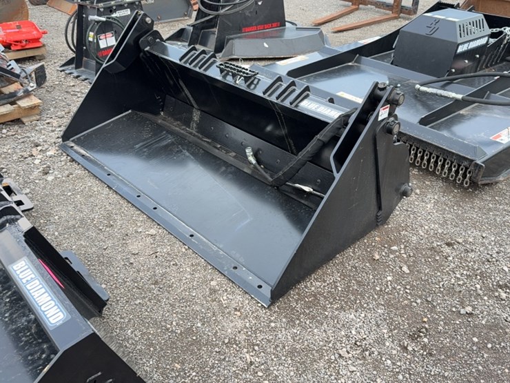#2017-•-blue-diamond-72"-skid-stter-4in1-bucket-image-1