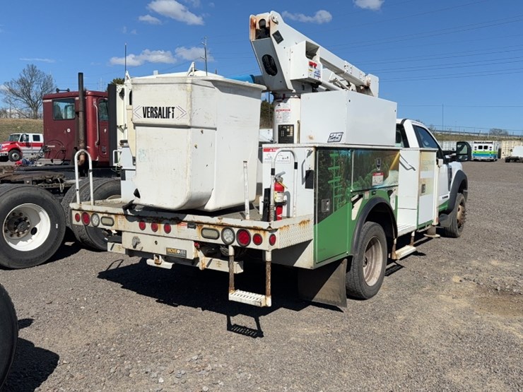 2018-ford-f550-image-9