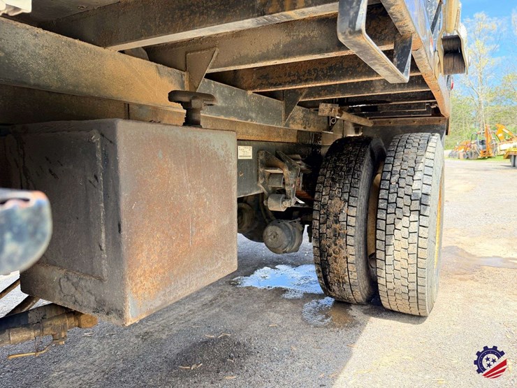 2007-international-7400-image-41