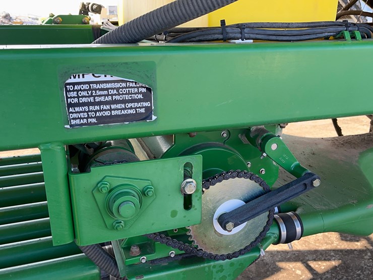 john-deere-1890-image-29