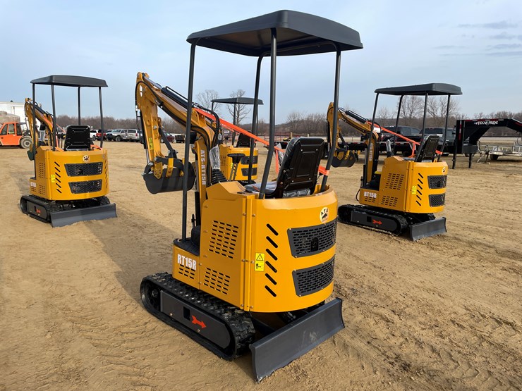 #1038-•-new-ats-rt15r-mini-excavator-image-7
