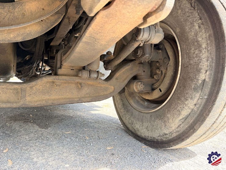 2007-international-7400-image-43