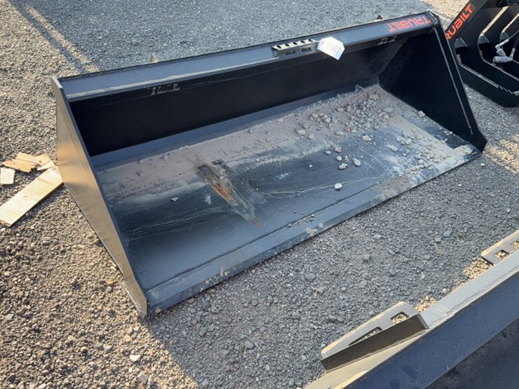 #2084-•-trubilt-72"-skid-steer-smooth-bucket-image-2