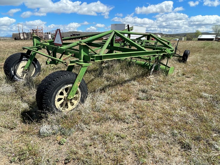 #4083-•-land-plane-image-5