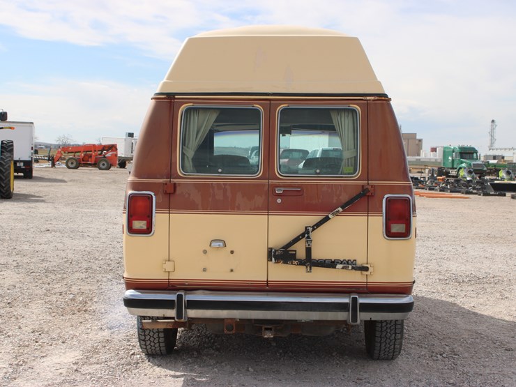 1985-dodge-ram-350-image-10