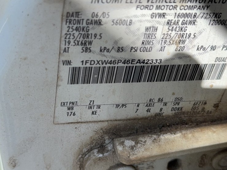 2006-ford-f450-image-21