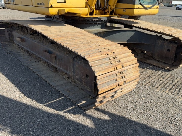 komatsu-pc200-lc-6le-image-7