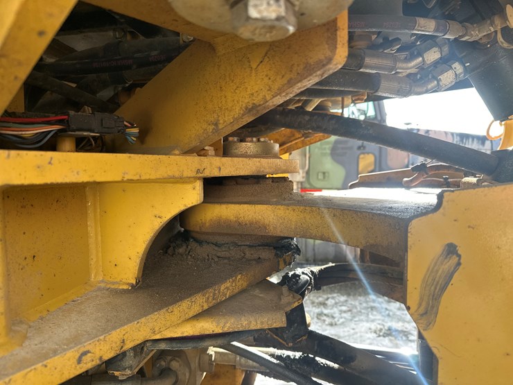 caterpillar-950gc-image-19