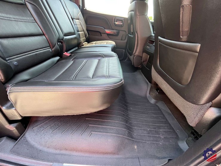 2015-gmc-3500-image-50