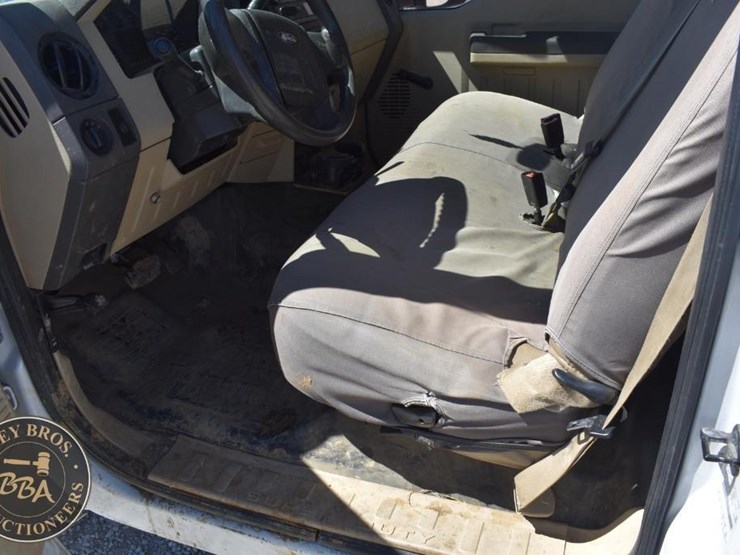 2008-ford-f350-image-21