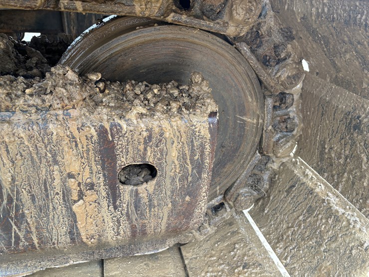 2001-komatsu-pc200-lc-image-76