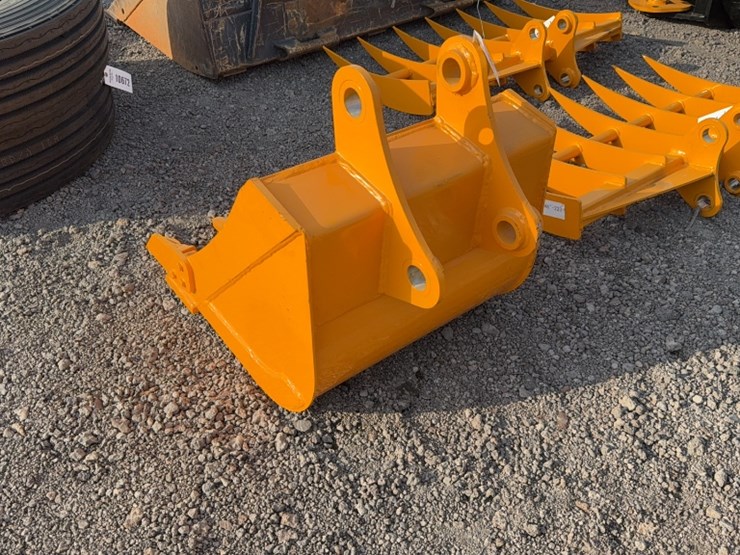 caterpillar-307-image-3