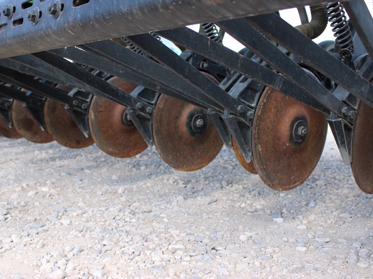 john-deere-450-image-16