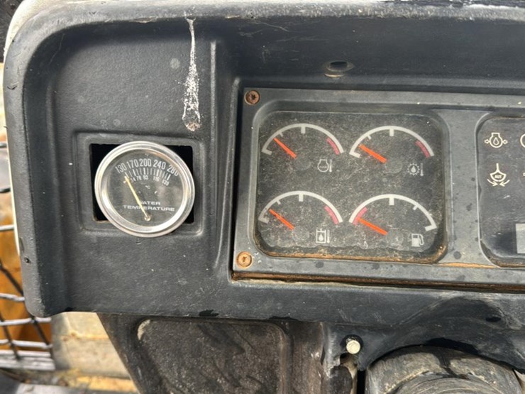 caterpillar-525-image-14