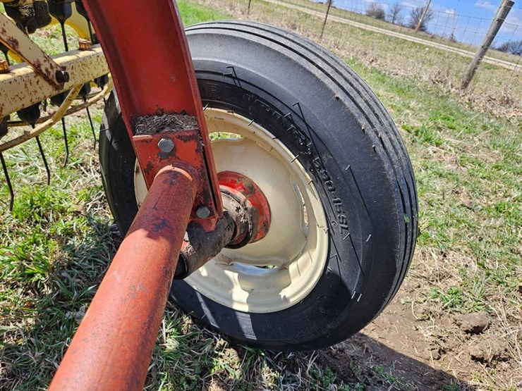 new-holland-258-image-24