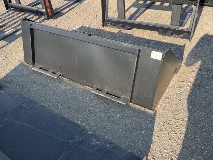 #2082-•-trubilt-60"-skid-steer-smooth-bucket-image-3
