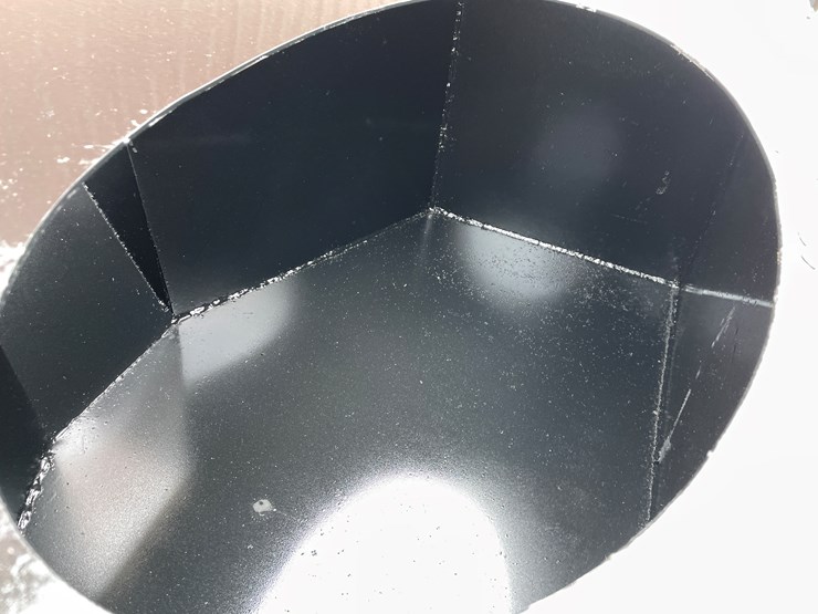 #2012-•-mini-skid-steer-concrete-bucket-attachment-image-7