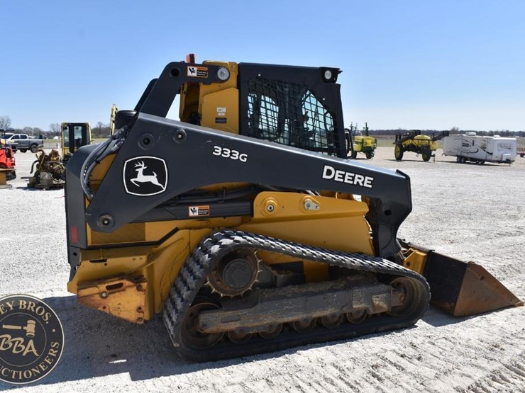 2020-deere-333g-image-10