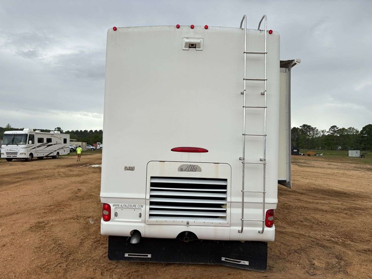 2007-freightliner-alfa-diesel-pusher-motorhome-(37,286-miles)-image-9