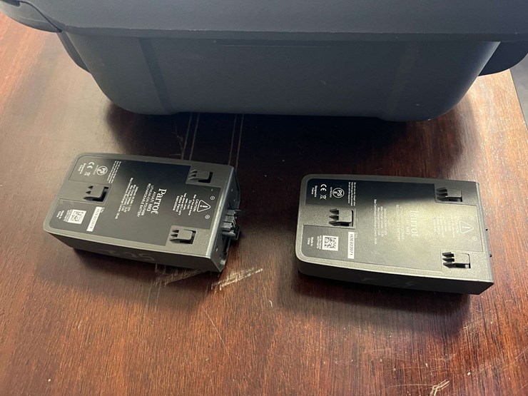 parrot-anafi-usa-foldable-drone-with-4k/thermal-camera-image-14