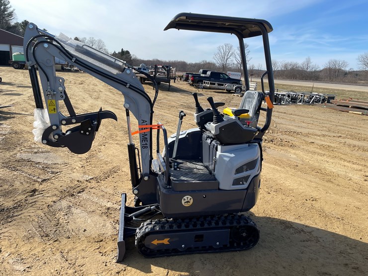 #1034-•-new-ats-me18-mini-excavator-image-8
