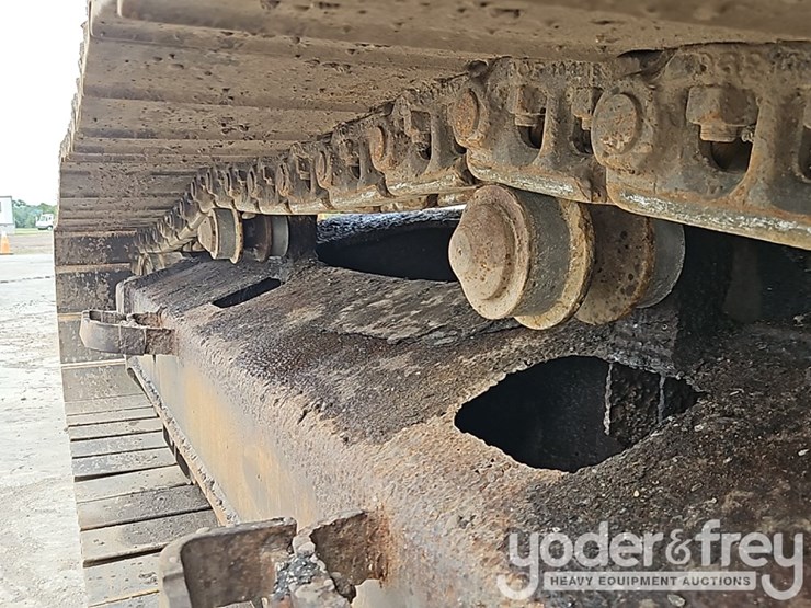 2007-komatsu-pc220-lc-8-image-24