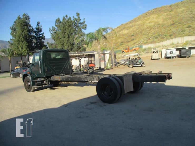 2002-international-durastar-4300-image-4