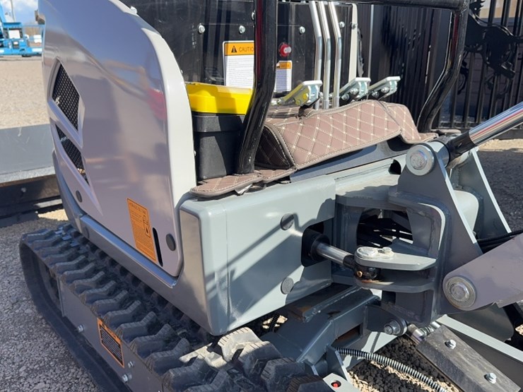 #1093-•-2025-ats-nt18k-mini-excavator-image-9