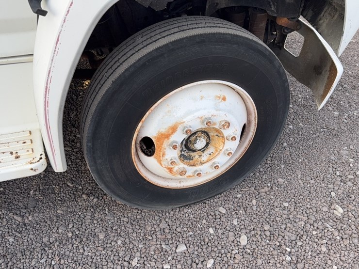 1994-ford-f700-image-5