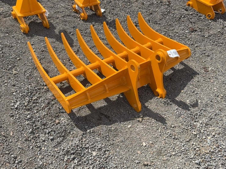 caterpillar-307-image-2