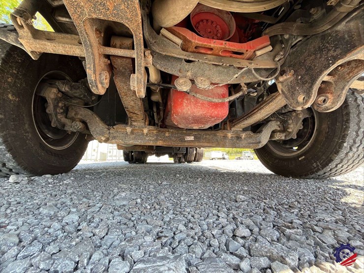 2018-international-hx620-image-21