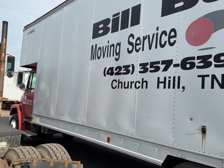 1998-freightliner-fl70-image-13