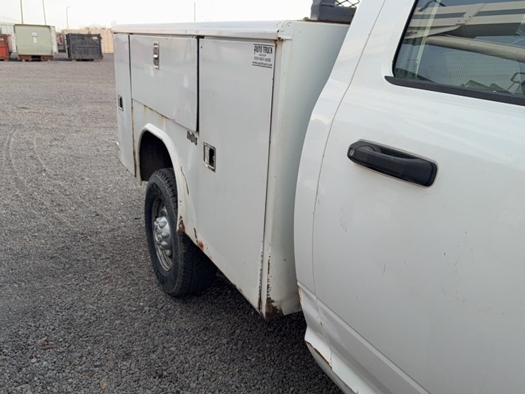 2012-dodge-2500-image-7