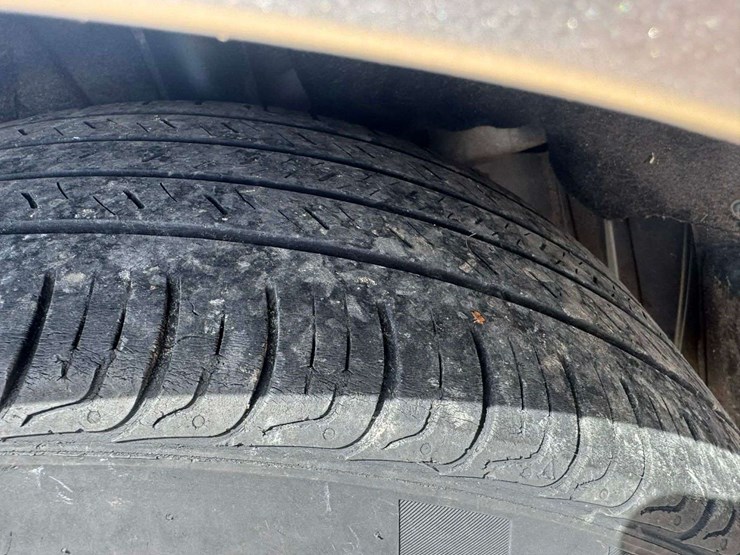 2015-honda-civic-4-door-sedan-(249,847-miles)-image-26