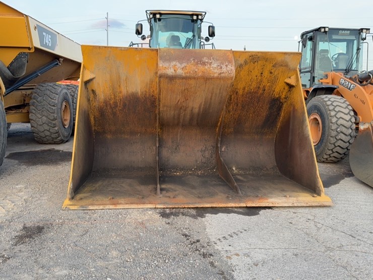 caterpillar-980k-image-2