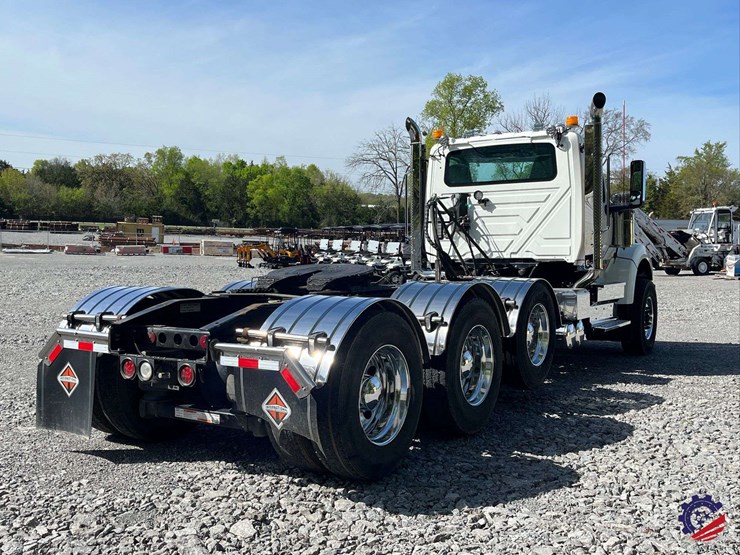 2024-international-hx520-image-41