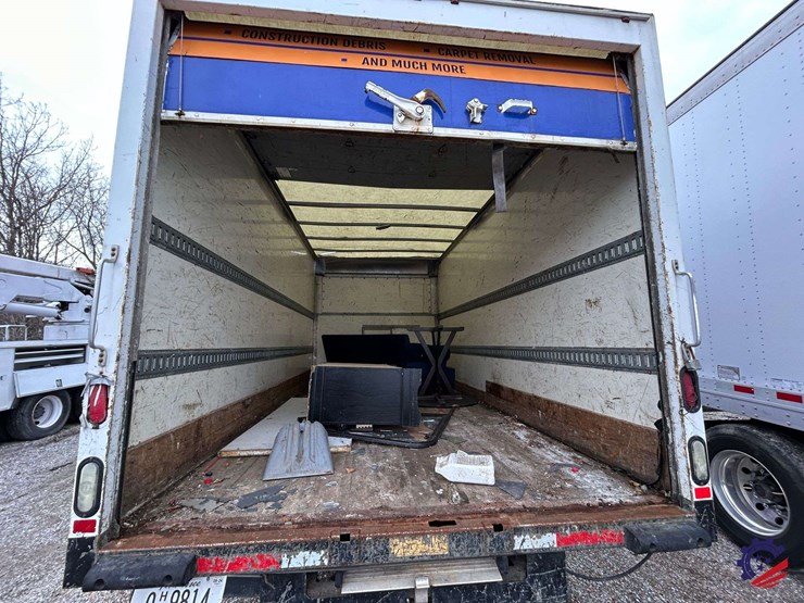 2017-ford-e450-image-31