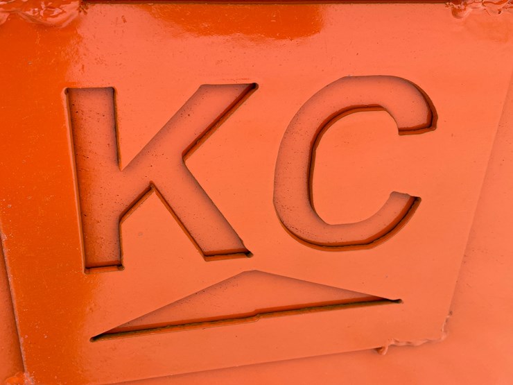 #2001-•-2-yard-self-dumping-hopper-image-14