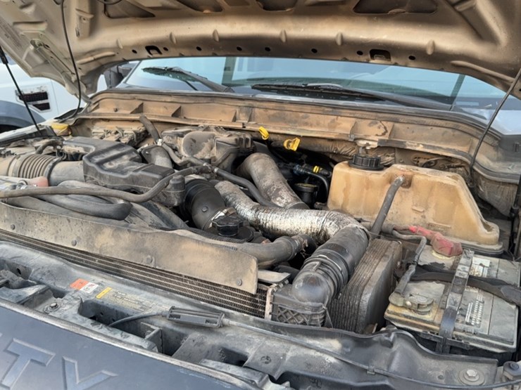 2011-ford-f350-image-24