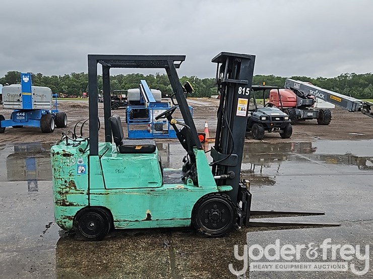 2001-mitsubishi-fgc25-image-5