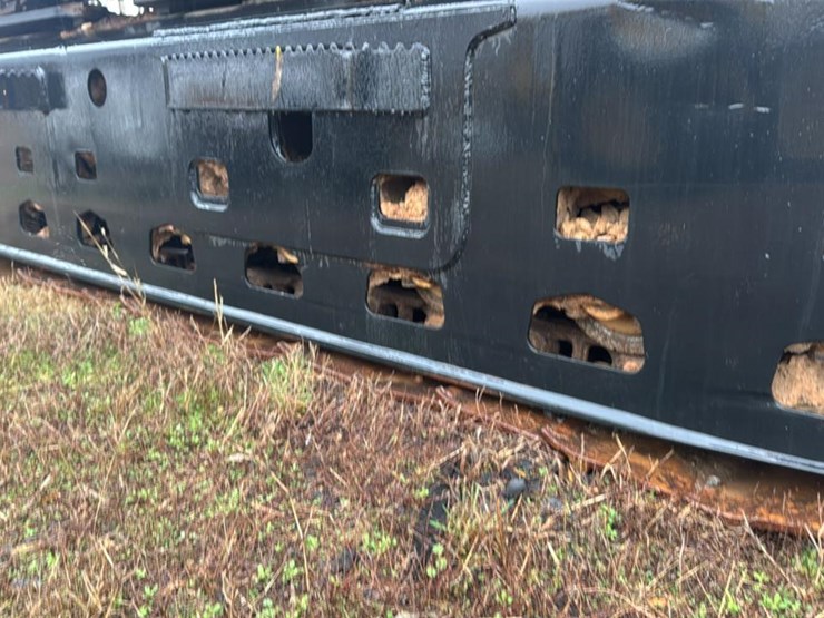 2010-tigercat-lx822c-image-36