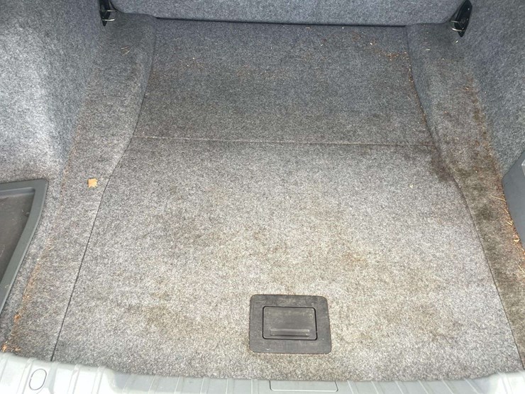 2006-bmw-325i-4-door-sedan-(178,642-miles)-image-15