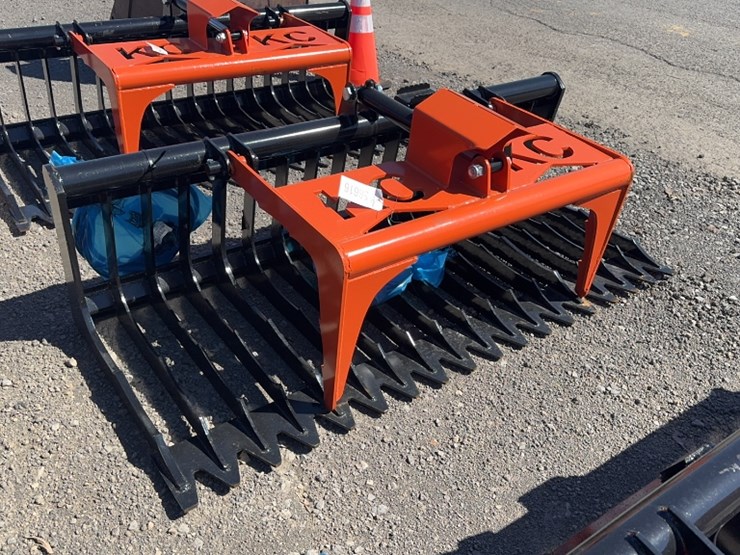 #1003-•-74"-skid-steer-skeleton-grapple-image-2