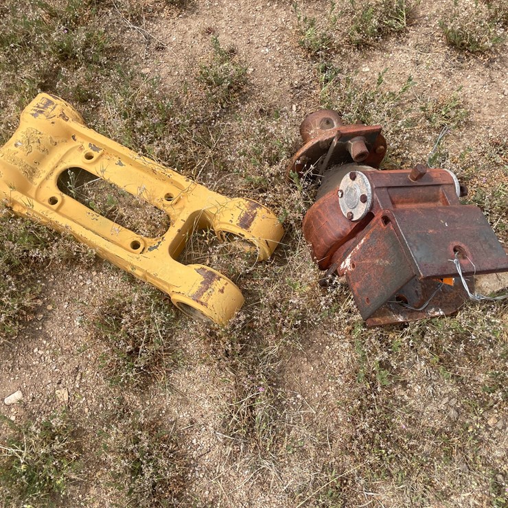 #4060 • Gearcase and Casting Joint