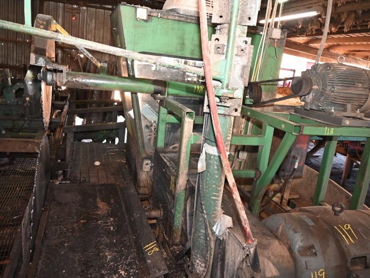 #118-•-56"-husk-with-top-saw-image-2