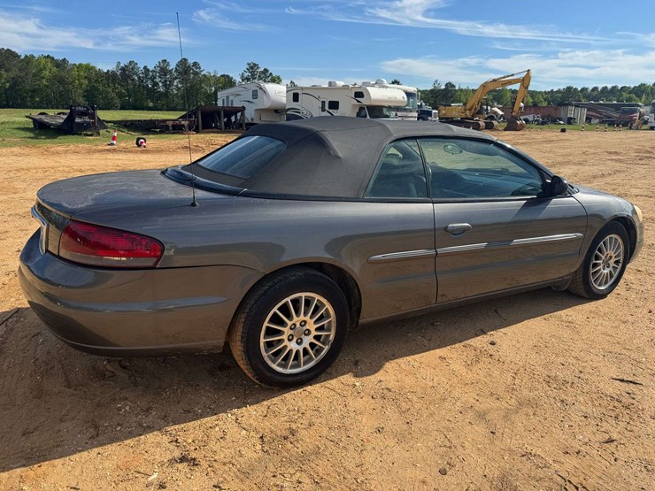2005-chrysler-sebring-touring-convertible-coupe---87,039-miles-image-3