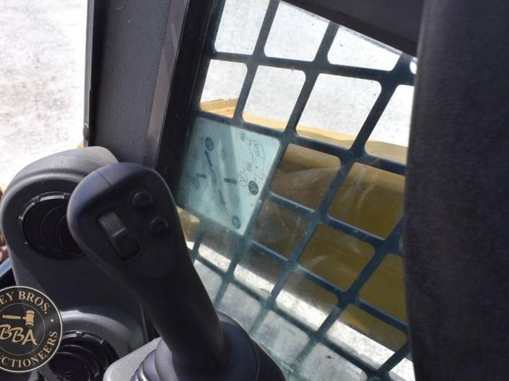 2020-caterpillar-289d3-image-43