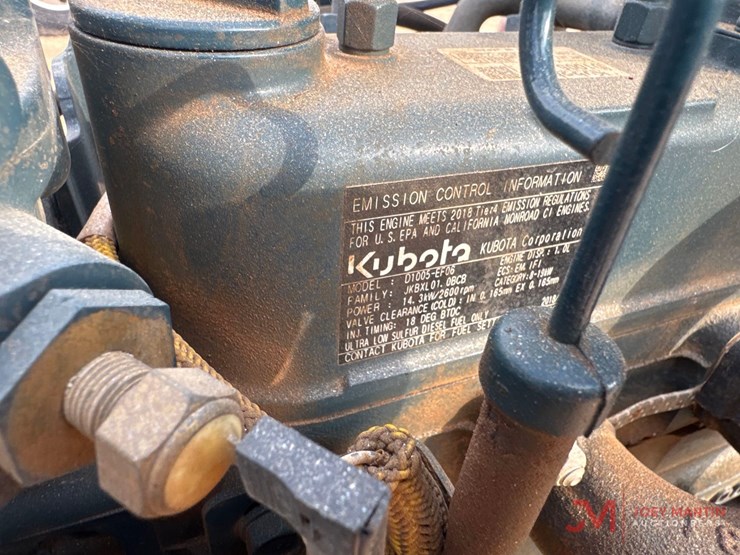 2018-bomag-bmp8500-image-13