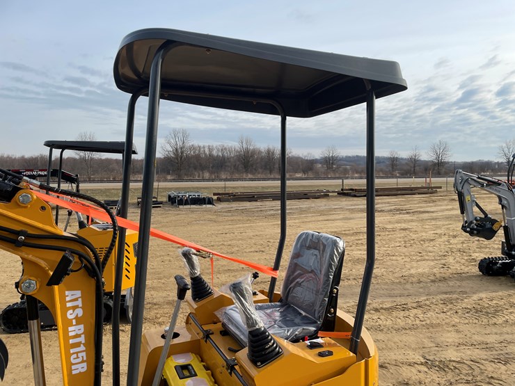 #1038-•-new-ats-rt15r-mini-excavator-image-33