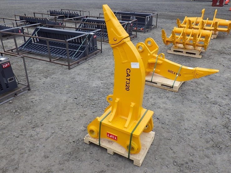 caterpillar-320-image-1